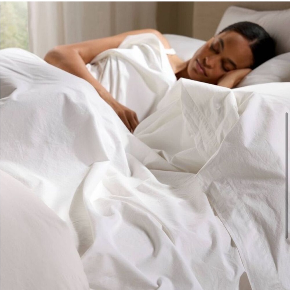 Parachute Casual Organic Cotton Sheet Set - White (Queen) - Picture 5 of 8